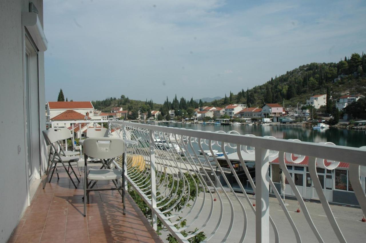 Apartments Biser Blace Zewnętrze zdjęcie